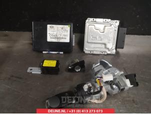 Engine management computer from a Kia Picanto (TA) 1.0 12V 2015