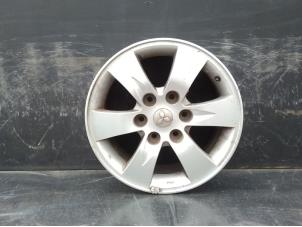 Jante MITSUBISHI L200 2.5 DI-D (136ch) 2006 - Référence MR992747 - Dimension 17X7JJ - Occasion (176 680 Km)