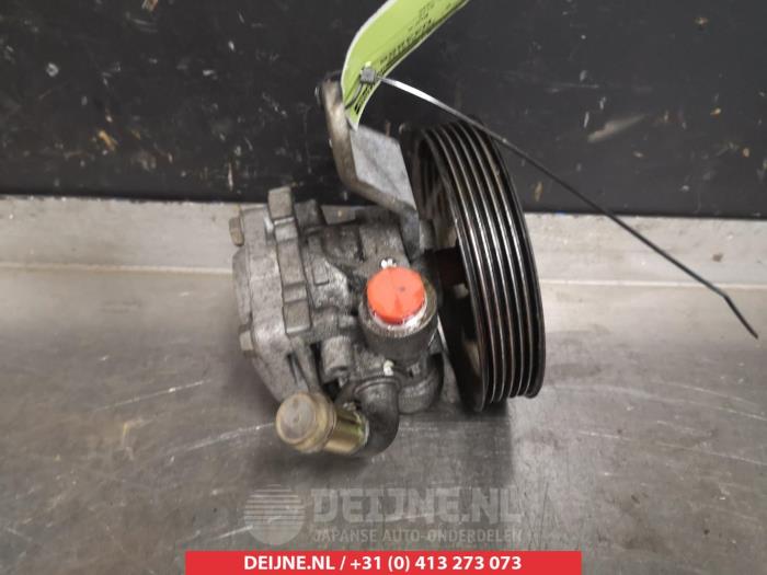 Begagnade Servostyrningspump Nissan 350 Z (Z33) Pris € 50,00 Marginaltabell erbjuds av V.Deijne Jap.Auto-onderdelen BV