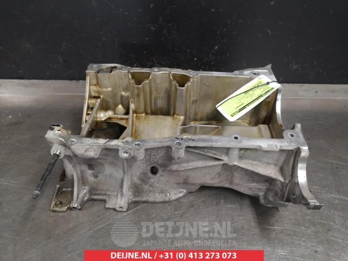 Gebrauchte Ölwanne Toyota RAV4 (A3) 2.0 16V Valvematic 4x2 Preis € 35,00 Margenregelung angeboten von V.Deijne Jap.Auto-onderdelen BV