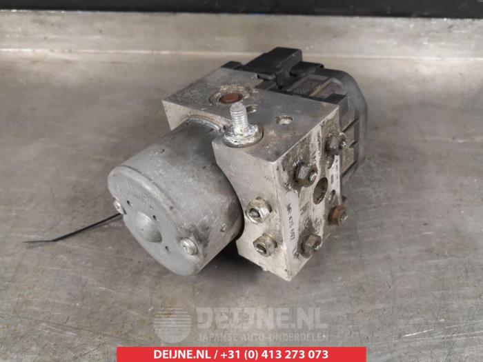 Begagnade ABS-pump Mitsubishi Space Star (DG) 1.9 DI-D Pris € 50,00 Marginaltabell erbjuds av V.Deijne Jap.Auto-onderdelen BV