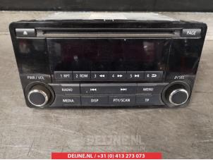 Gebrauchte Radio Mitsubishi ASX 1.6 Di-D 16V 4x4 Preis auf Anfrage angeboten von V.Deijne Jap.Auto-onderdelen BV