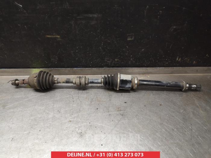 Begagnade Drivaxel, höger fram Nissan Micra (K12) 1.5 dCi 68 Pris € 50,00 Marginaltabell erbjuds av V.Deijne Jap.Auto-onderdelen BV