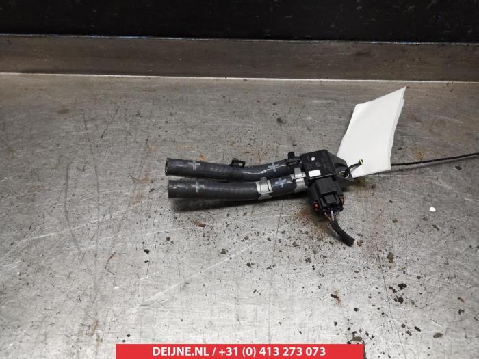 Used Particulate filter sensor Hyundai iX35 (LM) 1.7 CRDi 16V Price € 20,00 Margin scheme offered by V.Deijne Jap.Auto-onderdelen BV