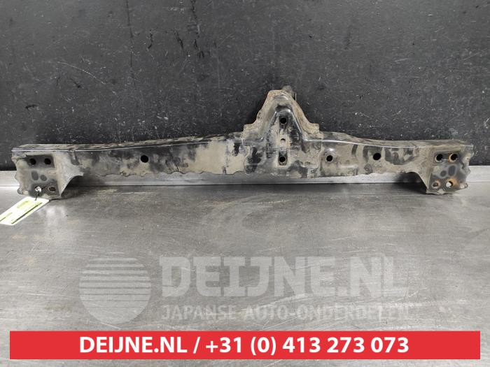 Begagnade Underram Toyota Verso 2.2 16V D-4D-F Pris € 35,00 Marginaltabell erbjuds av V.Deijne Jap.Auto-onderdelen BV