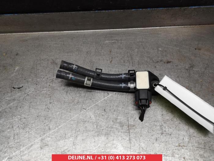 Begagnade Partikelfiltersensor Kia Carens IV (RP) 1.7 CRDi 16V Pris € 20,00 Marginaltabell erbjuds av V.Deijne Jap.Auto-onderdelen BV