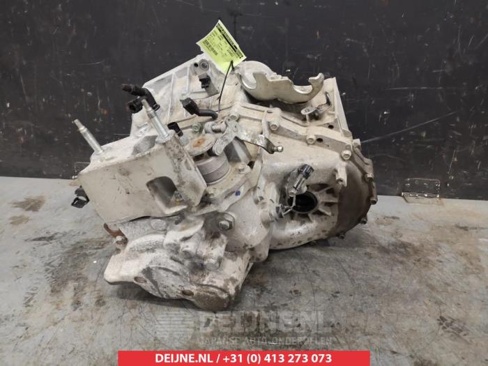 Getriebe van een Suzuki SX4 S-Cross (JY) 1.4 Booster Jet Turbo 16V AllGrip 2016