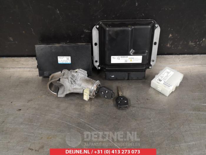 Used Engine management computer Subaru XV (GP) 2.0 D AWD 16V Price € 250,00 Margin scheme offered by V.Deijne Jap.Auto-onderdelen BV