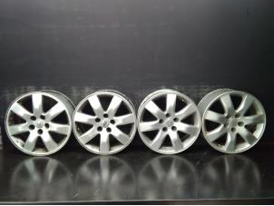 Used Set of sports wheels Kia Sorento II (XM) 2.2 CRDi 16V VGT 4x2 Price on request offered by V.Deijne Jap.Auto-onderdelen BV