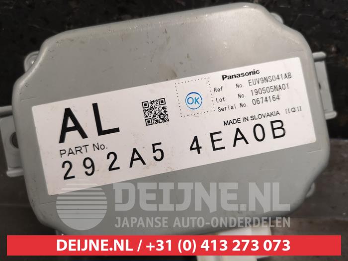 DC/CD konwertor z Nissan Qashqai (J11) 1.3 DIG-T 140 16V 2019