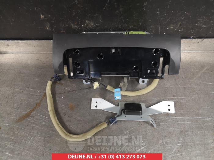 Używane Radio Honda Civic (FK6/7/8/9) 1.0i VTEC Turbo 12V Cena na żądanie oferowane przez V.Deijne Jap.Auto-onderdelen BV
