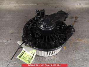 Usagé Moteur de ventilation chauffage Honda Insight (ZE2) 1.3 16V VTEC Prix € 75,00 Règlement à la marge proposé par V.Deijne Jap.Auto-onderdelen BV