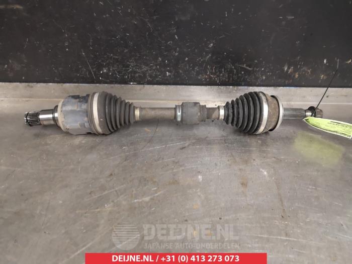 Front drive shaft, left Toyota Prius 1.8 16V - 905062202641 2ZRFXE P410