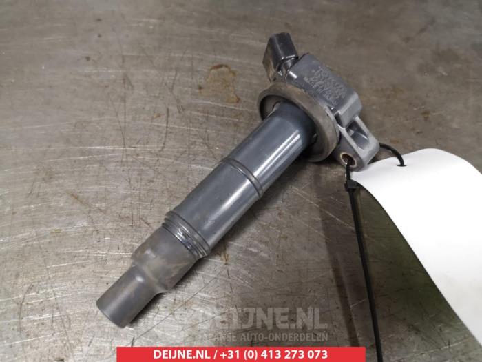 Usagé Bobine Toyota Previa (R3) 2.4i 16V VVT-i Prix € 20,00 Règlement à la marge proposé par V.Deijne Jap.Auto-onderdelen BV