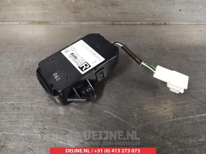 Gebrauchte Scheinwerfermotor Nissan Qashqai (J11) 1.3 DIG-T 140 16V Preis € 20,00 Margenregelung angeboten von V.Deijne Jap.Auto-onderdelen BV