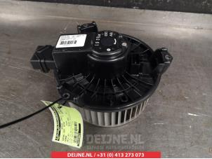 Usados Motor de ventilador de calefactor Honda CR-V (RE) 2.4 16V Precio de solicitud ofrecido por V.Deijne Jap.Auto-onderdelen BV