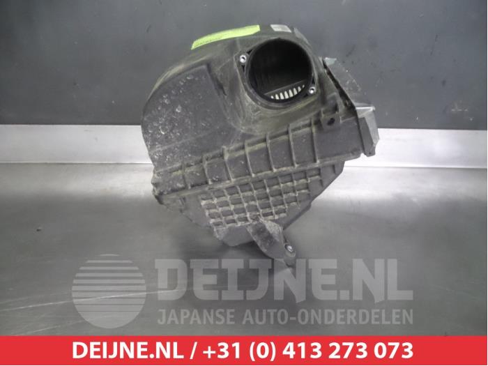 Begagnade Luftfilterhus Kia Sorento III (UM) 2.2 CRDi 16V VGT 4x2 Pris € 75,00 Marginaltabell erbjuds av V.Deijne Jap.Auto-onderdelen BV