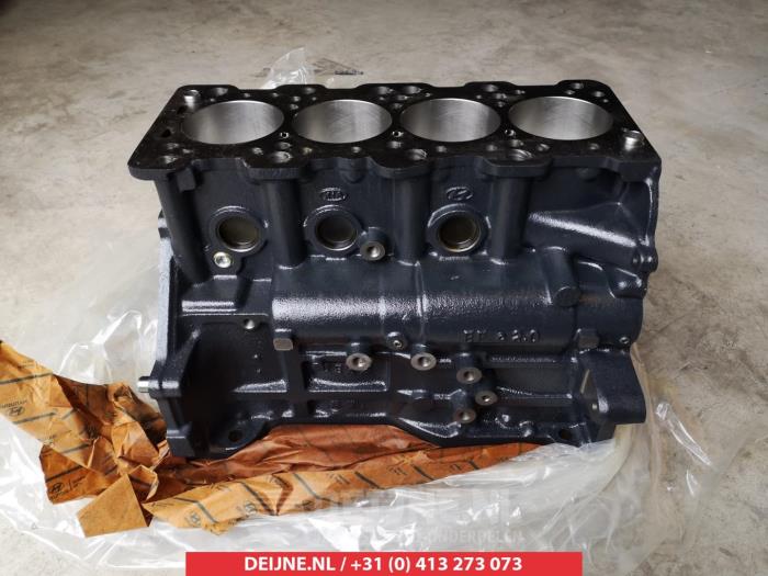 New Engine crankcase Hyundai Santafe Price € 302,50 Inclusive VAT offered by V.Deijne Jap.Auto-onderdelen BV