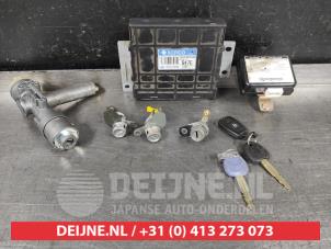 Used Set of cylinder locks (complete) Hyundai Santa Fe I 2.4 16V 4x4 Price on request offered by V.Deijne Jap.Auto-onderdelen BV