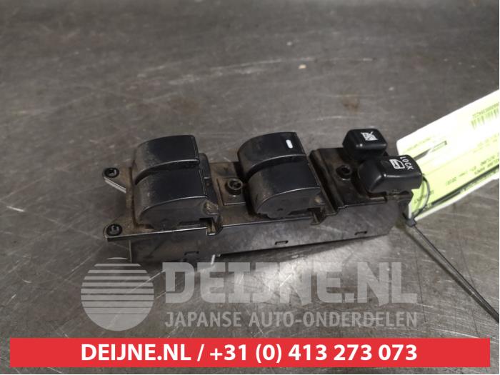 Usados Interruptor combinado de ventanillas Mitsubishi Outlander (CW) 2.2 DI-D 16V 4x4 Precio € 40,00 Norma de margen ofrecido por V.Deijne Jap.Auto-onderdelen BV
