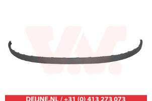 New Front bumper strip, central Kia Cee'D Price € 33,00 Inclusive VAT offered by V.Deijne Jap.Auto-onderdelen BV