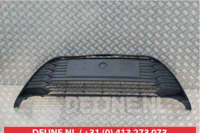 Nowe Grill Toyota Yaris Cena € 136,92 Z VAT oferowane przez V.Deijne Jap.Auto-onderdelen BV
