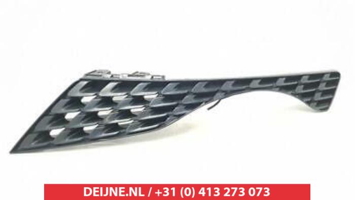 Nowe Grill Nissan Juke Cena € 42,35 Z VAT oferowane przez V.Deijne Jap.Auto-onderdelen BV