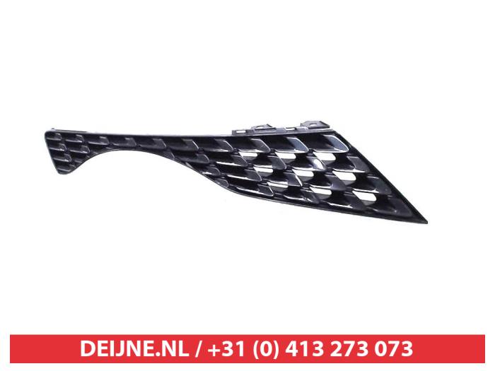 Nowe Grill Nissan Juke Cena € 42,35 Z VAT oferowane przez V.Deijne Jap.Auto-onderdelen BV