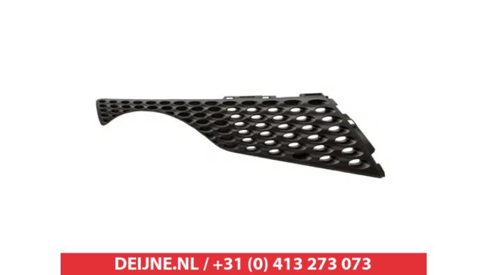 Nowe Grill Nissan Juke Cena € 30,25 Z VAT oferowane przez V.Deijne Jap.Auto-onderdelen BV