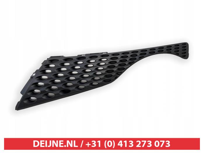 Nowe Grill Nissan Juke Cena € 30,25 Z VAT oferowane przez V.Deijne Jap.Auto-onderdelen BV
