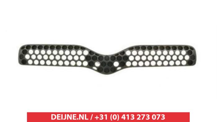Nowe Grill Toyota Yaris Cena € 15,13 Z VAT oferowane przez V.Deijne Jap.Auto-onderdelen BV
