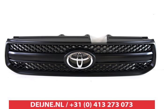 Nya Grill Toyota Rav-4 Pris € 72,52 Inklusive moms erbjuds av V.Deijne Jap.Auto-onderdelen BV
