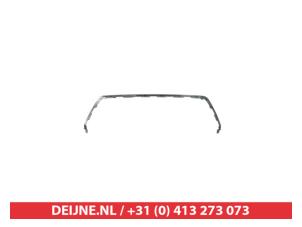 New Grille strip Toyota Auris Price € 88,84 Inclusive VAT offered by V.Deijne Jap.Auto-onderdelen BV