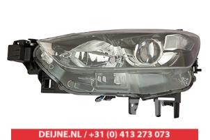 Nowe Reflektor lewy Mazda CX-3 Cena € 150,56 Z VAT oferowane przez V.Deijne Jap.Auto-onderdelen BV