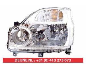 New Headlight, left Nissan X-Trail Price € 139,67 Inclusive VAT offered by V.Deijne Jap.Auto-onderdelen BV