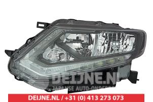 New Headlight, left Nissan X-Trail Price € 252,20 Inclusive VAT offered by V.Deijne Jap.Auto-onderdelen BV