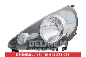 New Headlight, left Honda Jazz Price € 119,71 Inclusive VAT offered by V.Deijne Jap.Auto-onderdelen BV