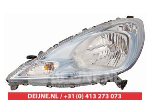 New Headlight, left Honda Jazz Price € 141,49 Inclusive VAT offered by V.Deijne Jap.Auto-onderdelen BV
