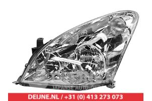 New Headlight, left Toyota Corolla Verso Price € 185,05 Inclusive VAT offered by V.Deijne Jap.Auto-onderdelen BV