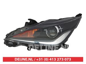 New Headlight, left Toyota Aygo Price € 180,81 Inclusive VAT offered by V.Deijne Jap.Auto-onderdelen BV