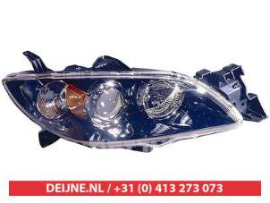 Nowe Reflektor prawy Mazda 3. Cena € 105,19 Z VAT oferowane przez V.Deijne Jap.Auto-onderdelen BV