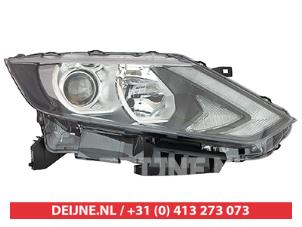 New Headlight, right Nissan Qashqai Price € 279,43 Inclusive VAT offered by V.Deijne Jap.Auto-onderdelen BV