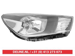 New Headlight, right Kia Rio Price € 170,53 Inclusive VAT offered by V.Deijne Jap.Auto-onderdelen BV