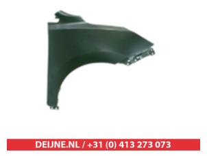 New Front wing, right Hyundai IX35 Price € 87,04 Inclusive VAT offered by V.Deijne Jap.Auto-onderdelen BV