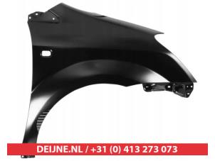 New Front wing, right Toyota Corolla Verso Price € 166,90 Inclusive VAT offered by V.Deijne Jap.Auto-onderdelen BV
