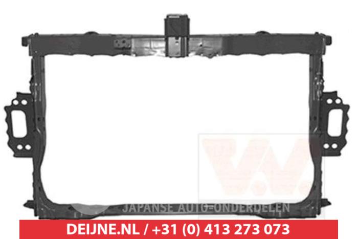 Nya Front Toyota Verso Pris € 121,00 Inklusive moms erbjuds av V.Deijne Jap.Auto-onderdelen BV