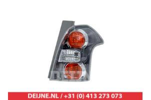 New Taillight, right Toyota Corolla Verso Price € 132,41 Inclusive VAT offered by V.Deijne Jap.Auto-onderdelen BV