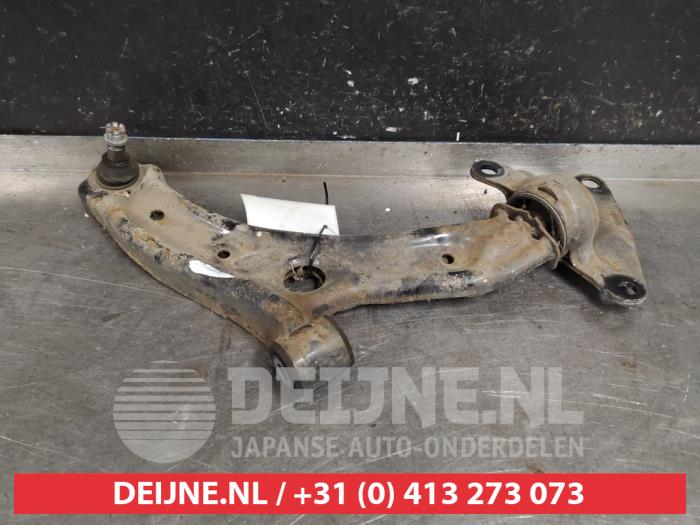 Front lower wishbone, right from a Honda Jazz (GE6/GE8/GG/GP) 1.4 VTEC 16V 2010