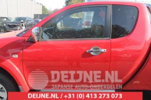 Used Window 2-door, rear left Mitsubishi L-200 2.5 DI-D 4x4 Price on request offered by V.Deijne Jap.Auto-onderdelen BV