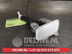 Used Headlight washer Suzuki Swift (ZA/ZC/ZD) 1.6 Sport VVT 16V Price on request offered by V.Deijne Jap.Auto-onderdelen BV